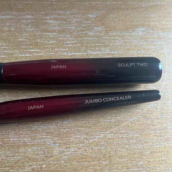 Sonia G and Wayne Goss Makeup Brushes - Picture 10 of 13